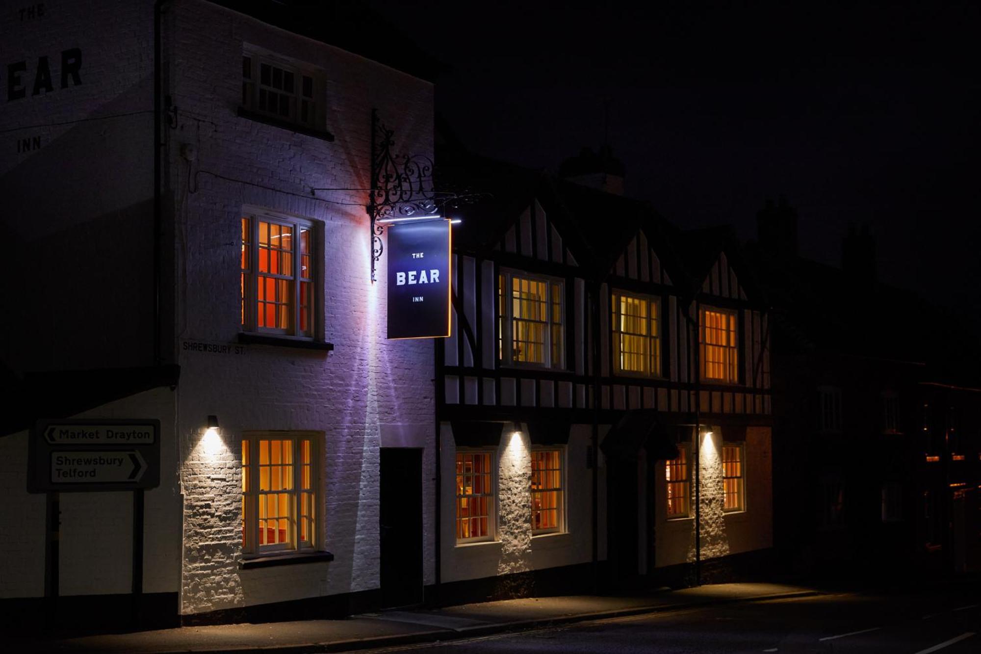 The Bear Inn, Hodnet Екстериор снимка